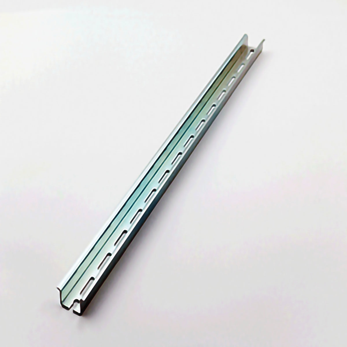 10540300 CUBIC High Din Rail