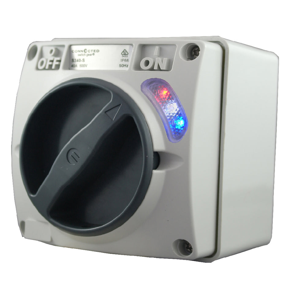 Surface 开关 3 极 500V 20A IP66