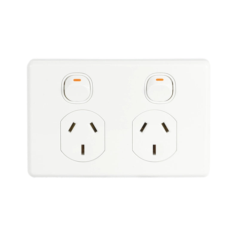 Clipsal Classic C2025-WE | 10 AMP Double Power Point | White Electric