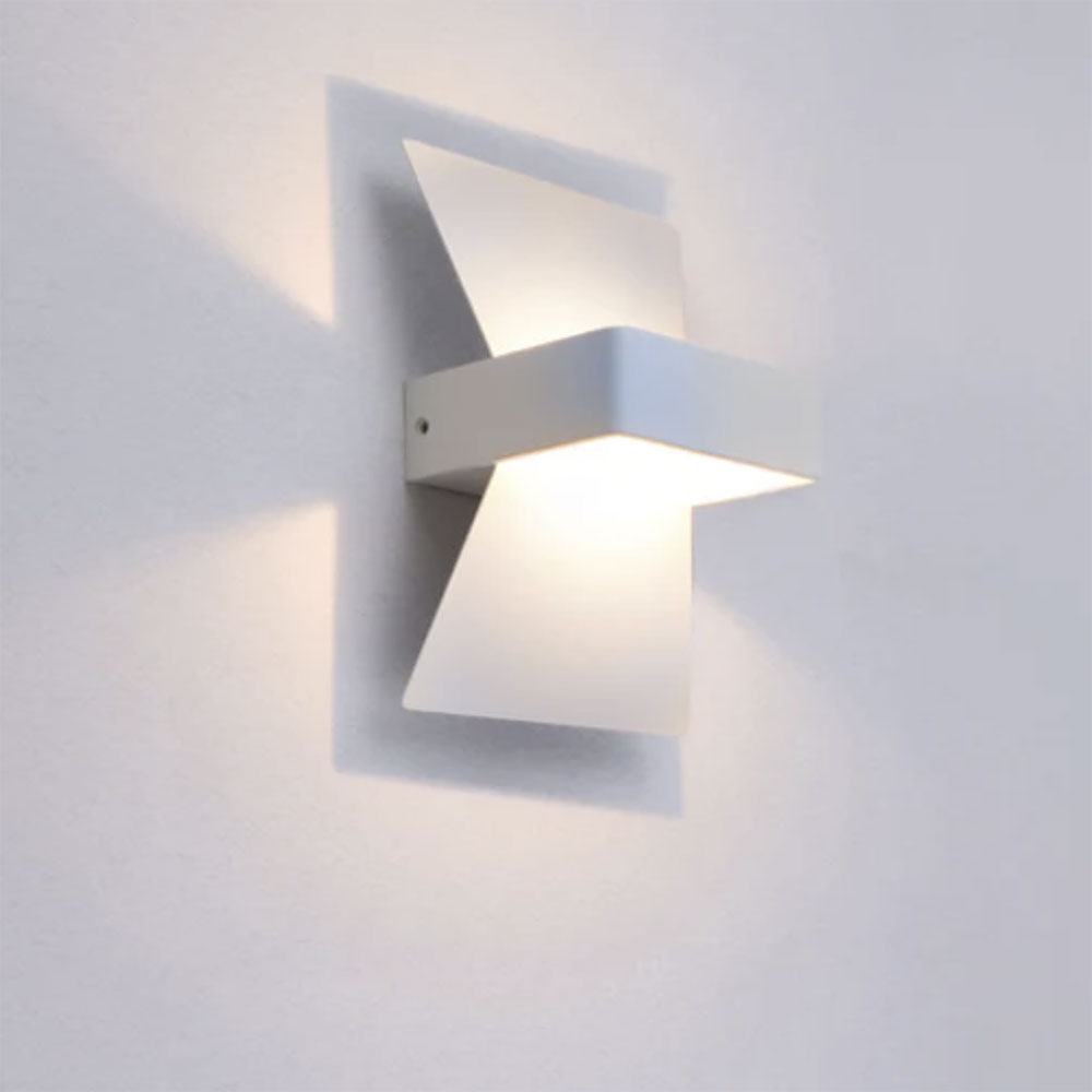 Davos 6W LED Wall Light White / Warm White