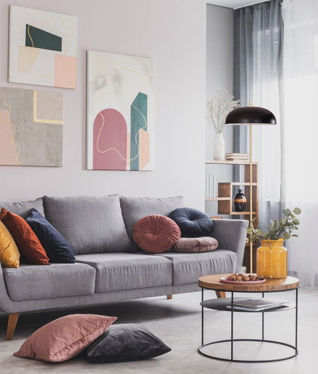 Paraguas Interior Black Dome Shade with Brass Rod Floor Lamp